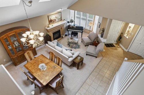 96-15500 Rosemary Heights Crescent, Surrey, BC 