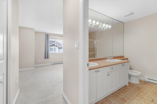 25-16760 61 Avenue, Surrey, BC 
