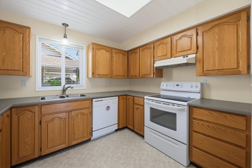 33-7525 Martin Place, Mission, BC 