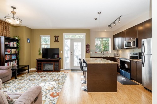 1-6033 168 Street, Surrey, BC 