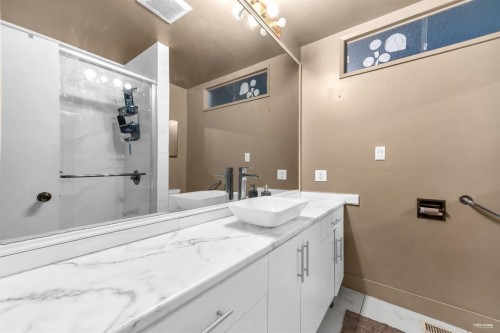 12521 Grove Crescent, Surrey, BC 