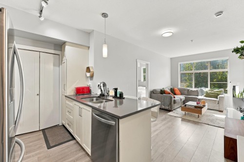 310-2855 156 Street , Surrey, BC V3S 3Y3 4