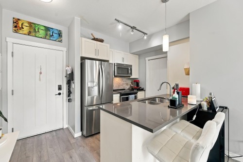 310-2855 156 Street , Surrey, BC V3S 3Y3 5