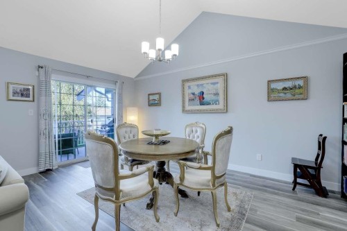 202-9109 154 Street, Surrey, BC 