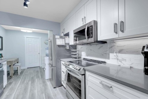 202-9109 154 Street, Surrey, BC 