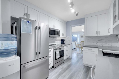 202-9109 154 Street, Surrey, BC 