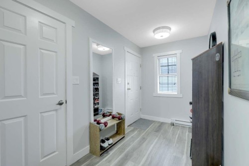 202-9109 154 Street, Surrey, BC 