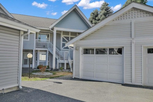 202-9109 154 Street, Surrey, BC 