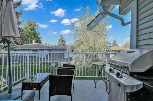 202-9109 154 Street, Surrey, BC 