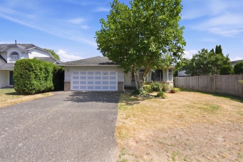 5088 207 Street  Langley, BC V3A 7T8