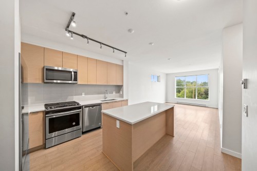 C416-8150 207 Street, Langley, BC 