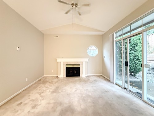 17-16325 82 Avenue, Surrey, BC 