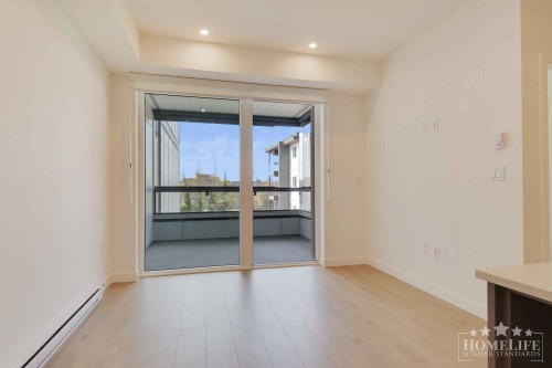 319-13760 75a Avenue , Surrey, BC V3W 3W5 5