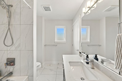 202-2277 Oak Meadows Drive, Surrey, BC 