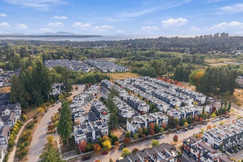 202-2277 Oak Meadows Drive, Surrey, BC 