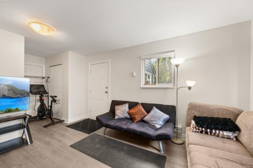 19412 62 Avenue, Surrey, BC 
