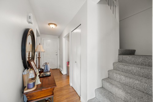 19412 62 Avenue, Surrey, BC 