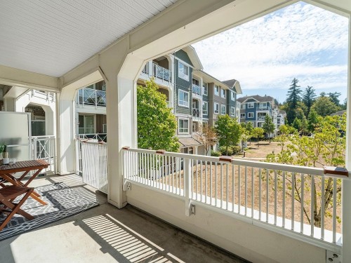 202-16398 64 Avenue, Surrey, BC 