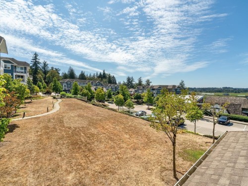 202-16398 64 Avenue, Surrey, BC 