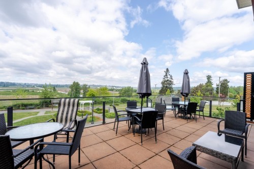 202-16398 64 Avenue, Surrey, BC 