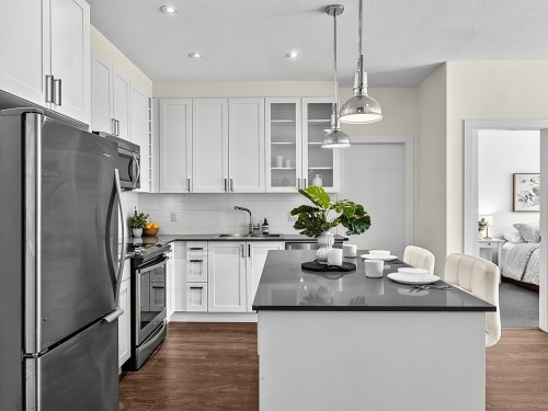 202-16398 64 Avenue, Surrey, BC 