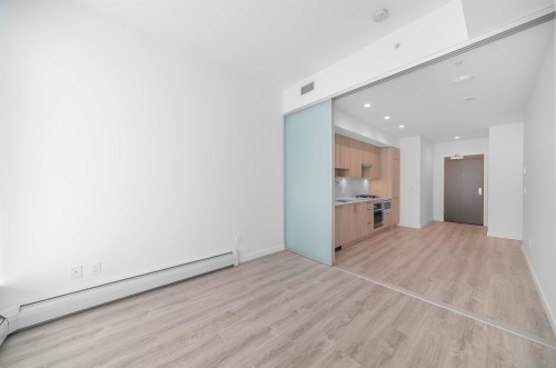 516-13350 Central Avenue, Surrey, BC 