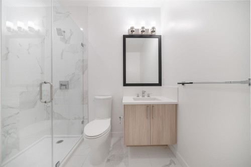 516-13350 Central Avenue, Surrey, BC 