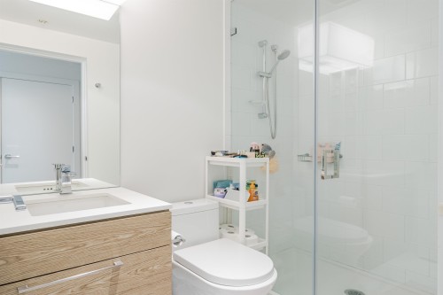 1802-13438 Central Avenue, Surrey, BC 