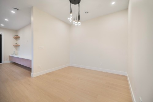 14204 North Bluff Road, White Rock, BC 