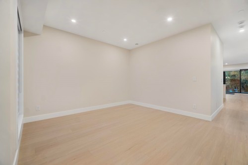 14204 North Bluff Road, White Rock, BC 