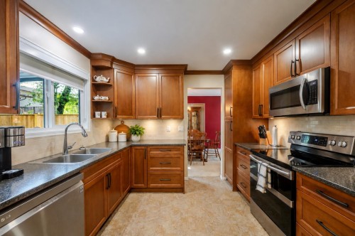 33010 Caithness Place, Abbotsford, BC 