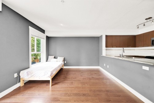 201-13883 Laurel Drive, Surrey, BC 