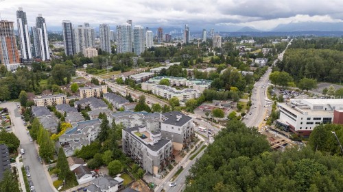 201-13883 Laurel Drive, Surrey, BC 