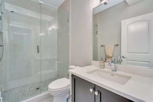 16329 8 Avenue, Surrey, BC 