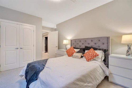 16329 8 Avenue, Surrey, BC 