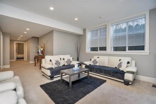 16329 8 Avenue, Surrey, BC 