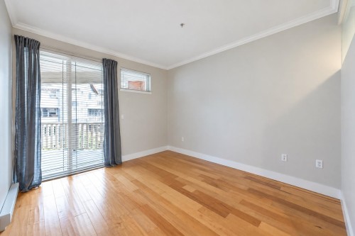 305-15368 16A Avenue, Surrey, BC 