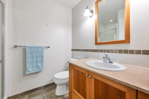 305-15368 16A Avenue, Surrey, BC 