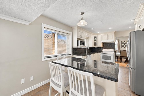 13902 80 Avenue, Surrey, BC 