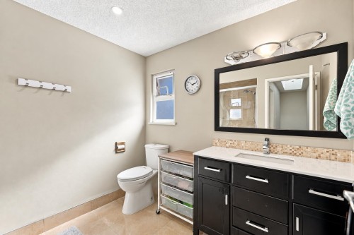 13902 80 Avenue, Surrey, BC 