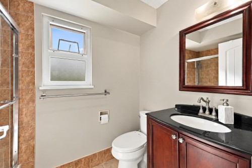 13902 80 Avenue, Surrey, BC 
