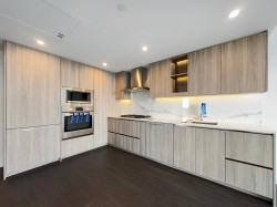 31xx-13778 100 Avenue Surrey, BC V3T 0V3
