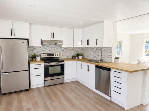19-13650 80 Avenue, Surrey, BC 