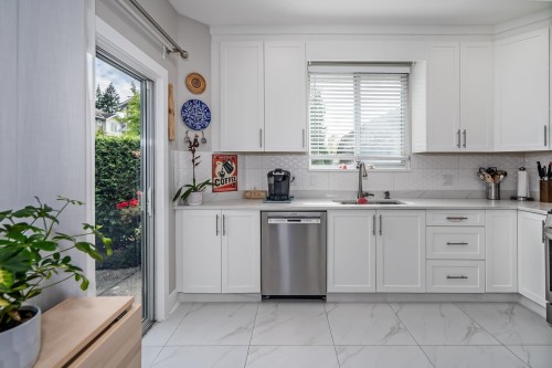50-16325 82 Avenue, Surrey, BC 