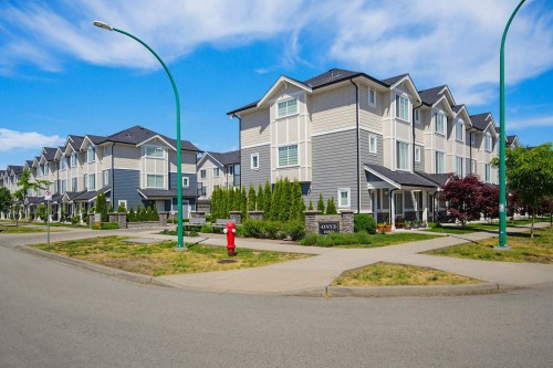 53-19501 74 Avenue, Surrey, BC 