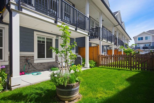 53-19501 74 Avenue, Surrey, BC 