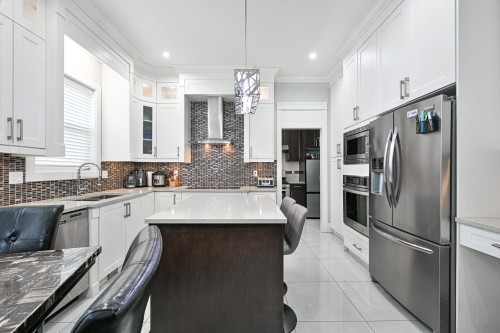 5916 139 Street, Surrey, BC 