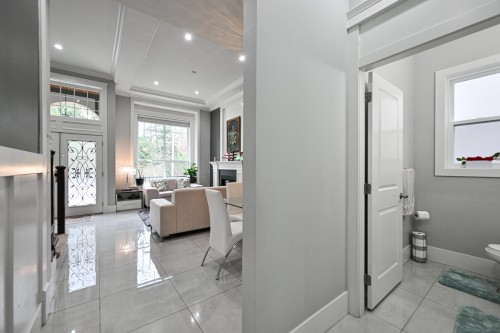 5916 139 Street, Surrey, BC 