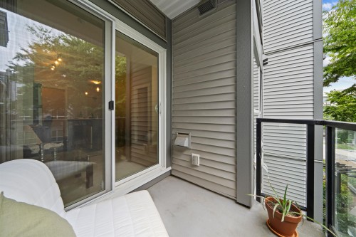422-13733 107A Avenue, Surrey, BC 