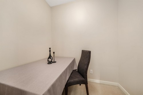 422-13733 107A Avenue, Surrey, BC 